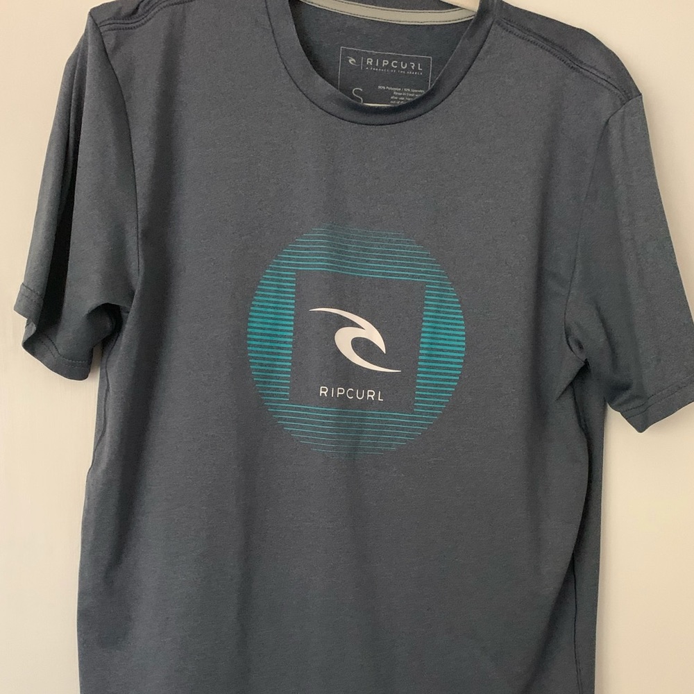 Dry fit grey Rip Tide shirt